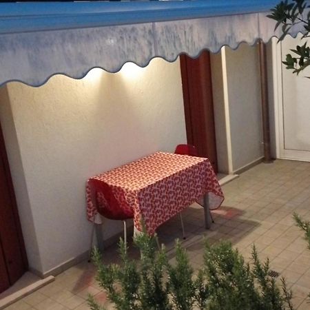 Attico Di Marisa Apartment คอ-ดรอยโป ภายนอก รูปภาพ