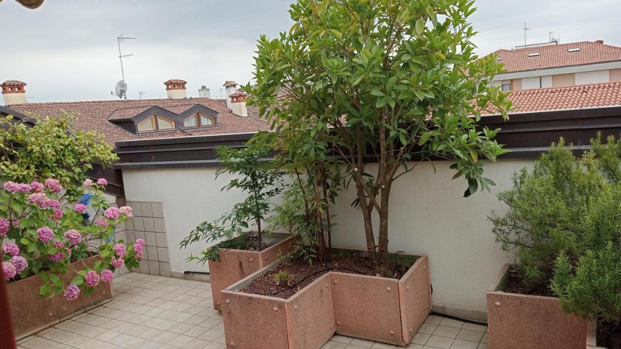 Attico Di Marisa Apartment คอ-ดรอยโป ภายนอก รูปภาพ